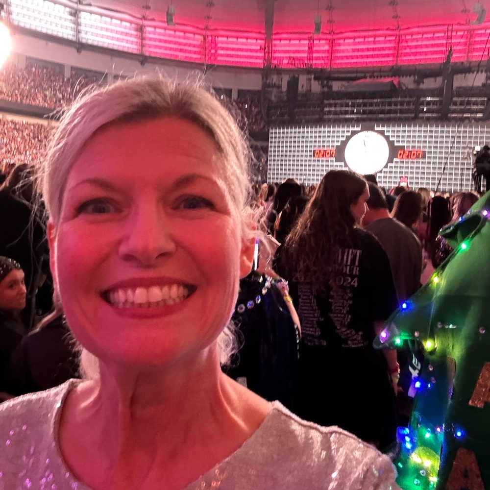 Meet your Posher, Niki